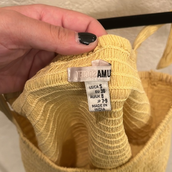 Amuse society crop top size small yellow - Picture 2 of 2